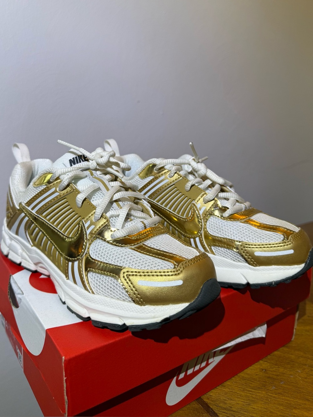 Kids Nike Vomero 5 White Casual Sneakers